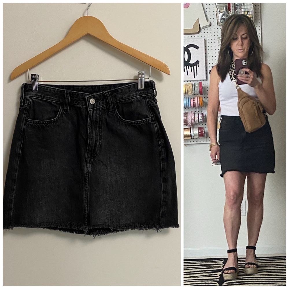 H&M Black Raw-Hem Denim Mini Skirt